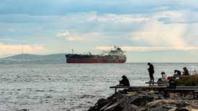 Red Sea Attack Blazes Oil Prices 1% Higher as Supply Fears Flare